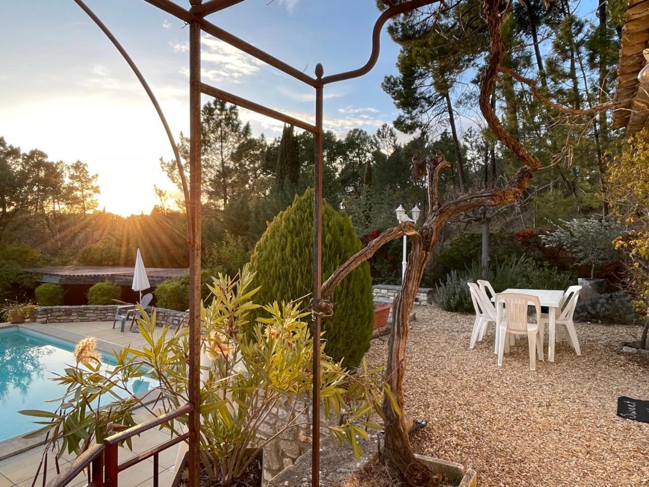 O Coeur Des Ocres Apartment Roussillon  Exterior photo