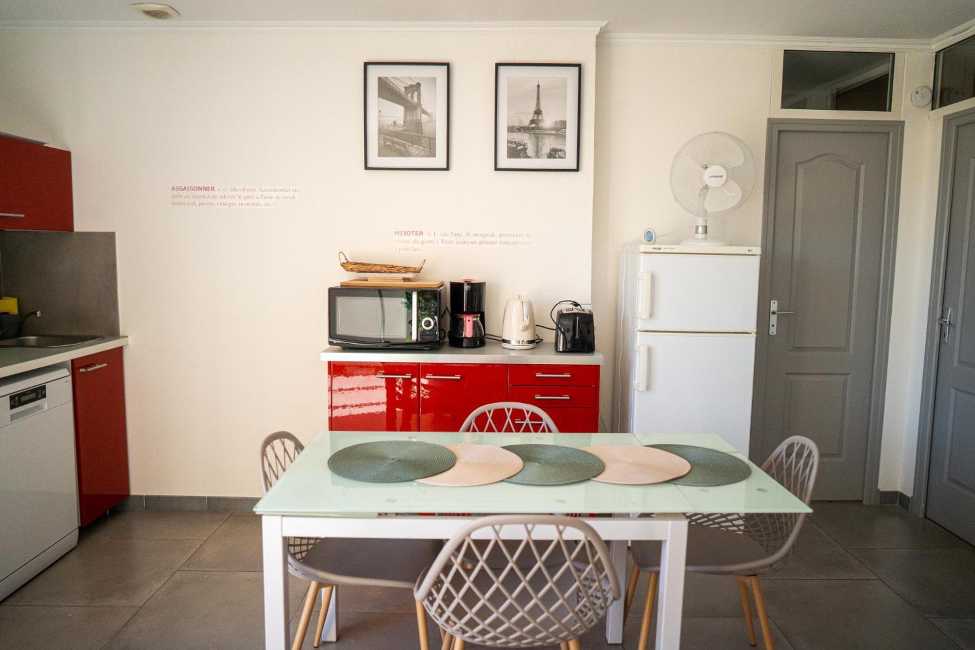 O Coeur Des Ocres Apartment Roussillon  Exterior photo